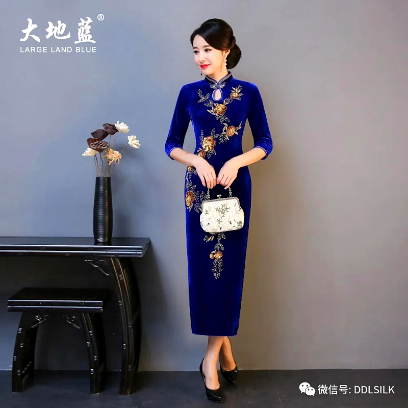 点击新窗口打开大图