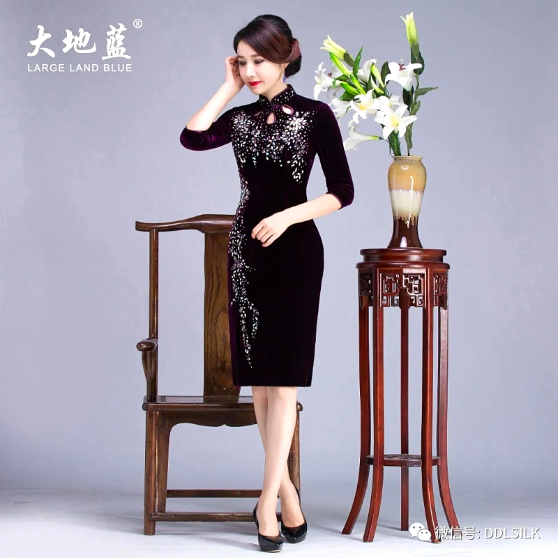 点击新窗口打开大图