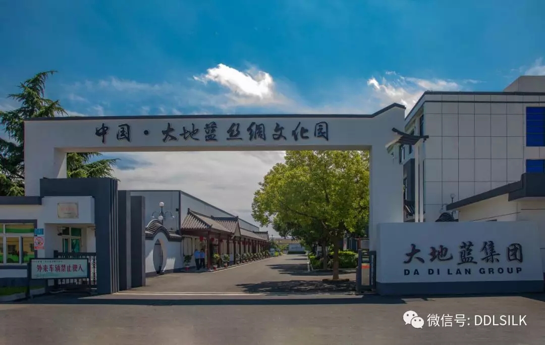 点击新窗口打开大图