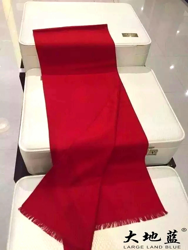 点击新窗口打开大图