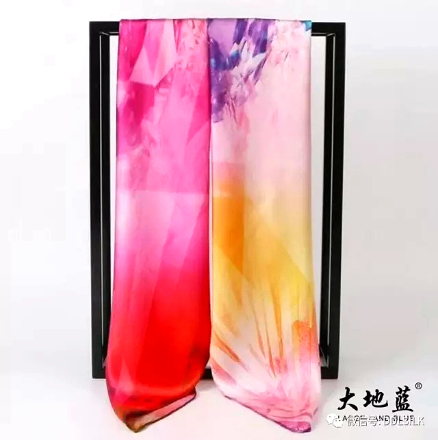 点击新窗口打开大图