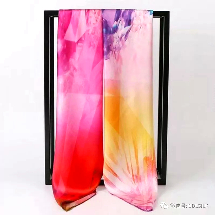 点击新窗口打开大图