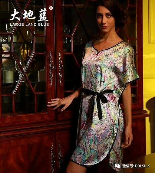 点击新窗口打开大图