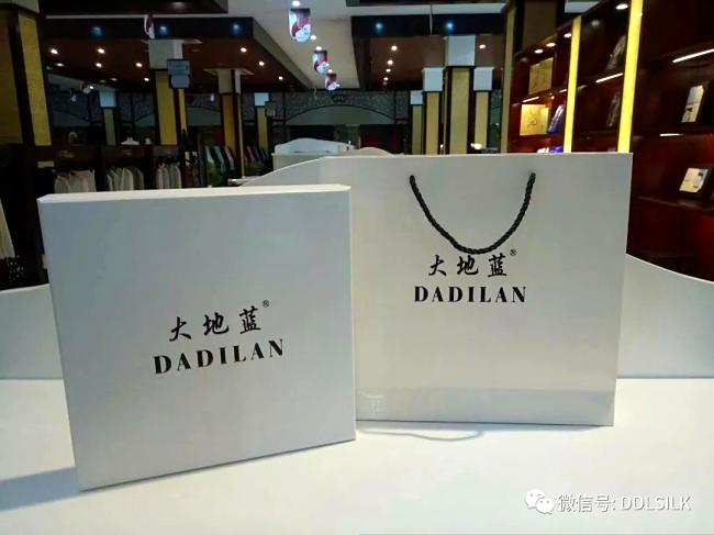 点击新窗口打开大图