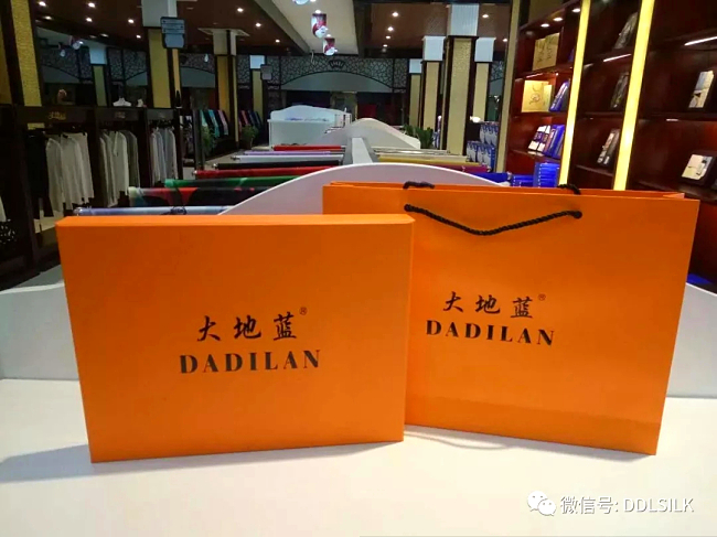点击新窗口打开大图