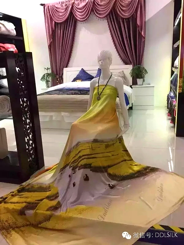 点击新窗口打开大图