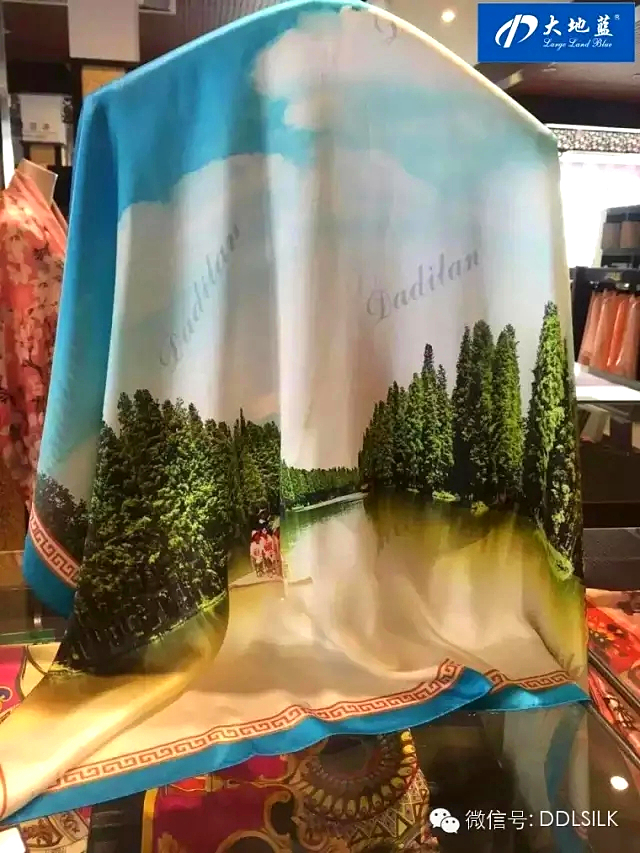 点击新窗口打开大图
