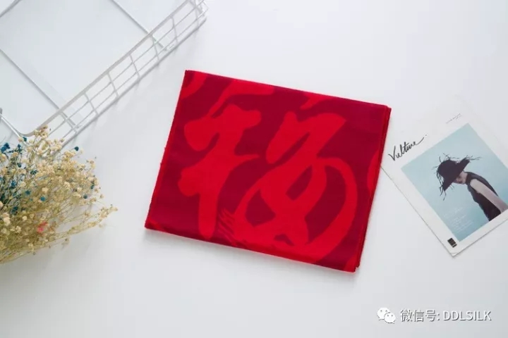 点击新窗口打开大图