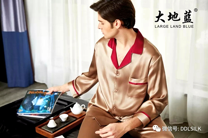 点击新窗口打开大图