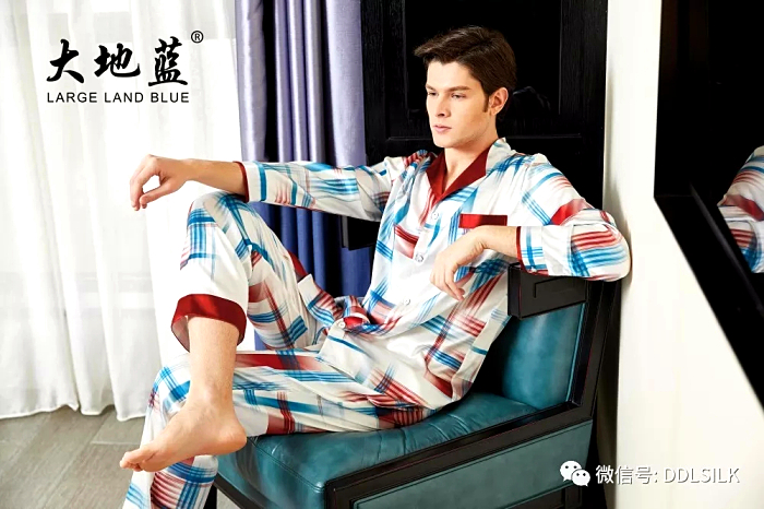 点击新窗口打开大图