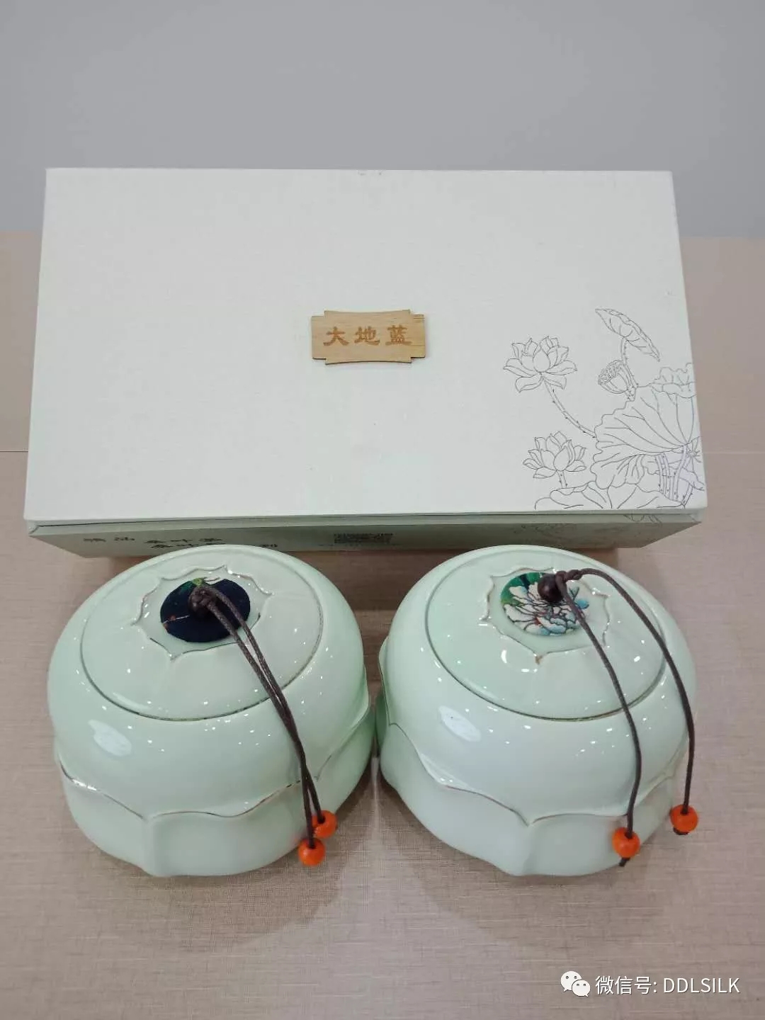 点击新窗口打开大图