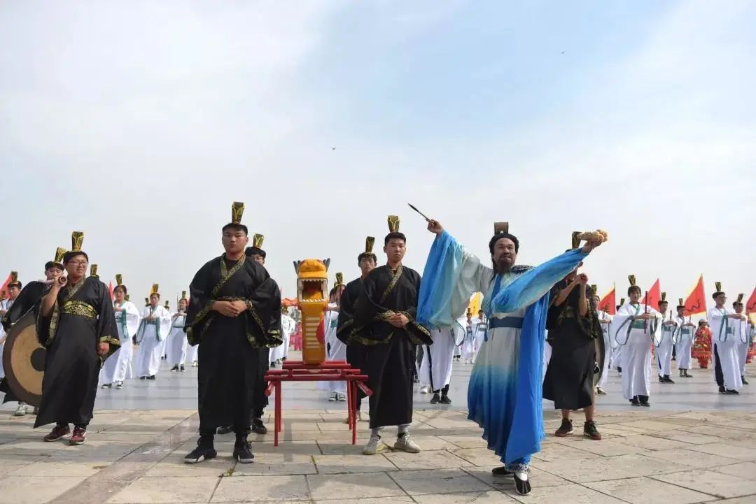 点击新窗口打开大图