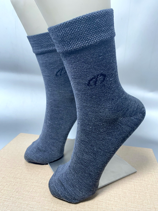 点击新窗口打开大图